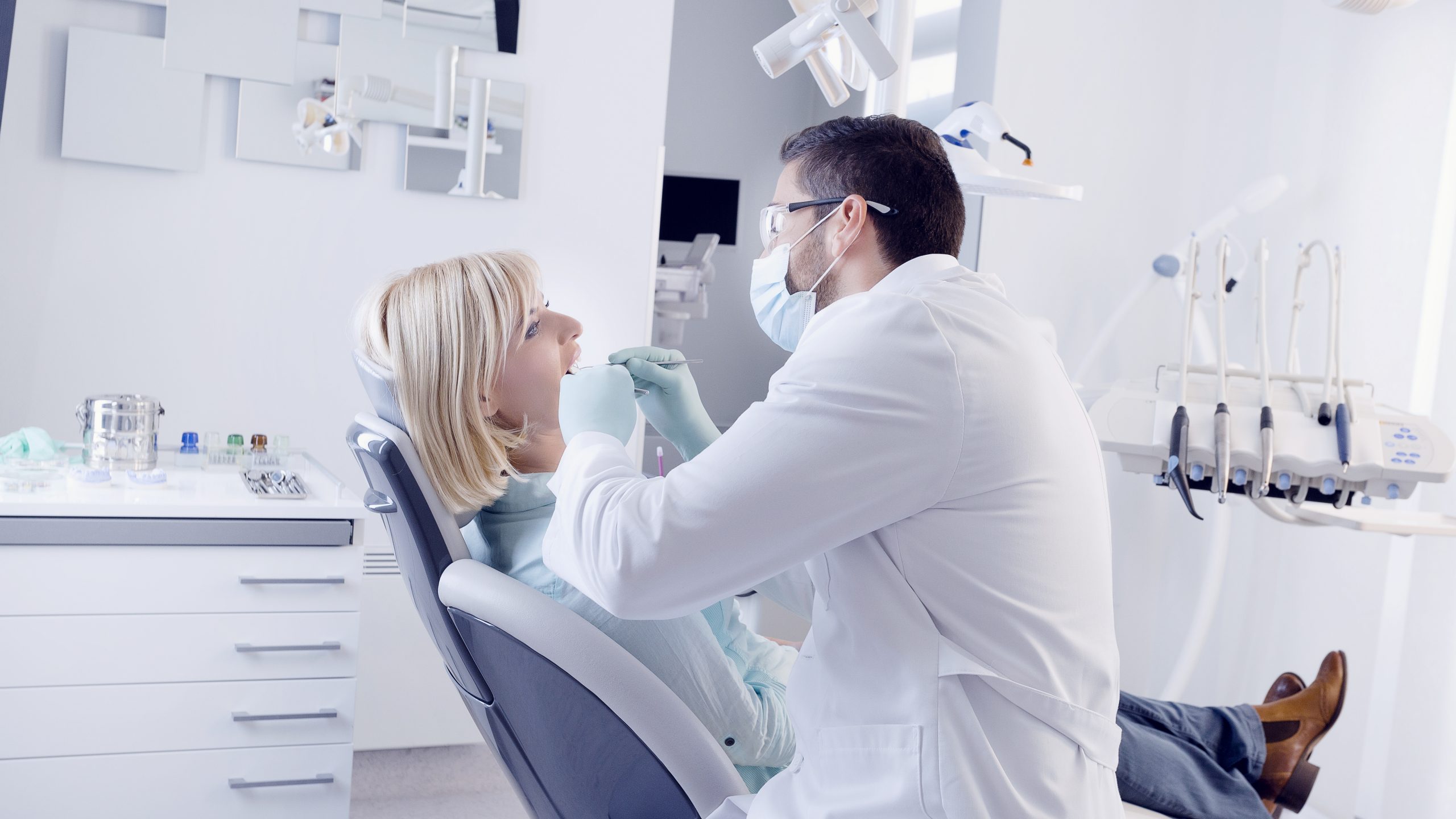 Dentist in Hull, IA